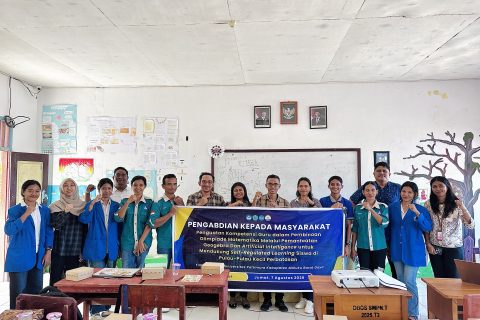 Tim PkM Prodi Pendidikan Matematika MBD Perkuat Kompetensi Guru dalam Pembinaan Olimpiade Matematika melalui GeoGebra dan AI